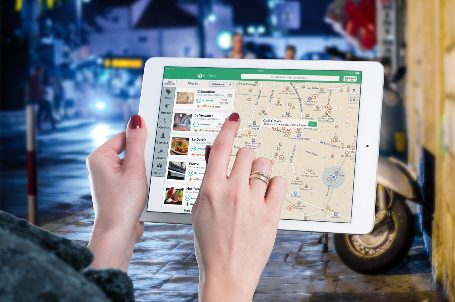 smart city urbane community 1568x1041 - Vernetzung und Zusammenarbeit: Plattformen für städtische Communities